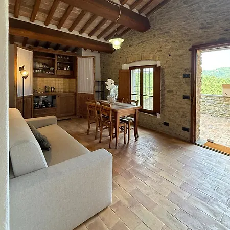 Torre Della Soara - Medieval Tower In The Umbrian Countryside