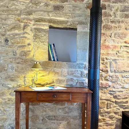 Torre Della Soara - Medieval Tower In The Umbrian Countryside Appartement